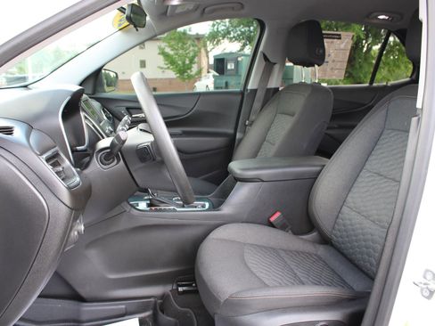 Used 2019 Chevrolet Equinox LT FWD image 14