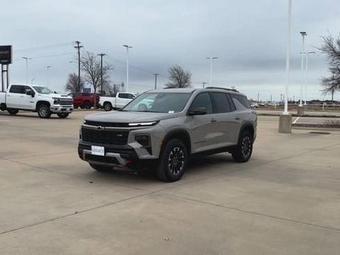 New 2026 Chevrolet Traverse Z71 w/ Enhanced Driving Package image 5