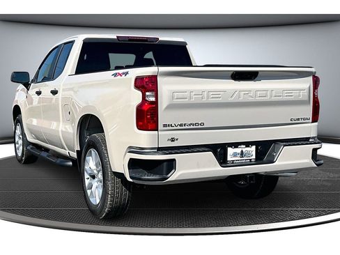 New 2026 Chevrolet Silverado 1500 Custom image 4