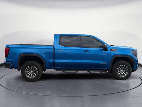 Used 2023 GMC Sierra 1500 AT4 w/ Technology Package AWD/4WD image 6