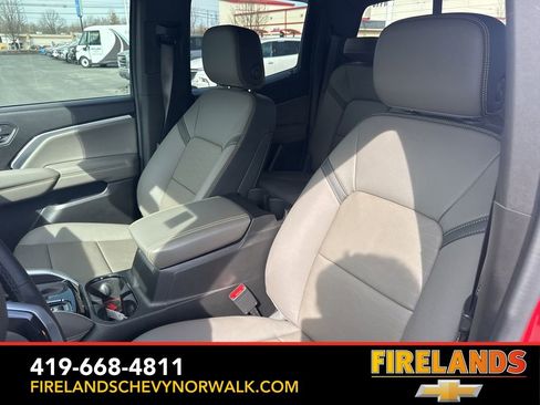 Used 2024 Chevrolet Colorado ZR2 w/ ZR2 Convenience Package III image 23