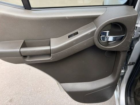 Used 2014 Nissan Xterra PRO-4X w/ Nevada Tow Package image 17