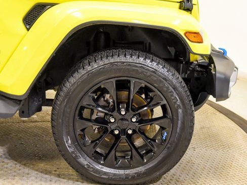 Used 2022 Jeep Wrangler Unlimited Sahara 4xe w/ Safety Group image 15