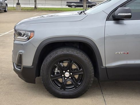 Used 2023 GMC Acadia AT4 w/ Technology Package AWD/4WD image 9