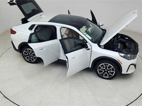 Used 2025 BMW X2 xDrive28i image 82