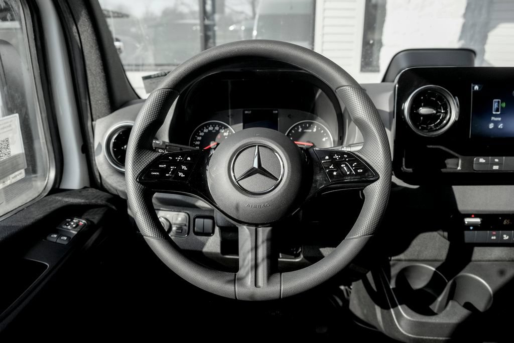 Used 2026 Mercedes-Benz Sprinter 2500 image 16