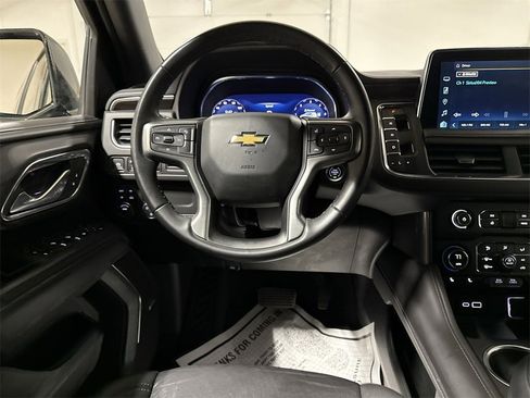 Used 2024 Chevrolet Suburban LT image 20