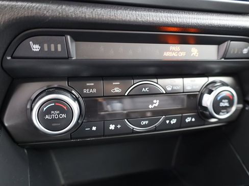 Used 2018 MAZDA CX-9 Touring image 32