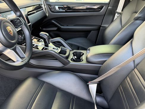 Certified 2022 Porsche Cayenne GTS image 19