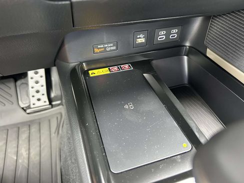 New 2026 Toyota Camry SE FWD image 22