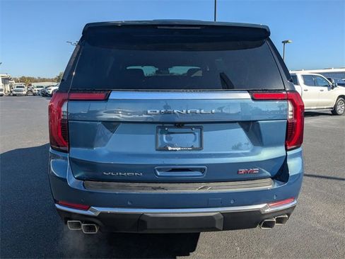 New 2026 GMC Yukon Denali w/ Sun & Power Step Package image 5