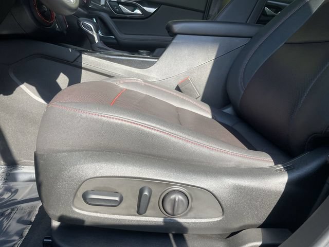 Used 2023 Chevrolet Blazer RS w/ Enhanced Convenience Package FWD image 12