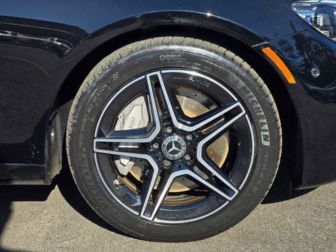 Used 2021 Mercedes-Benz E 450 4MATIC Sedan image 9