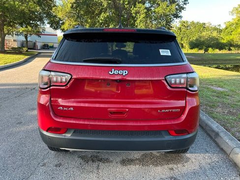 Used 2023 Jeep Compass Limited image 4