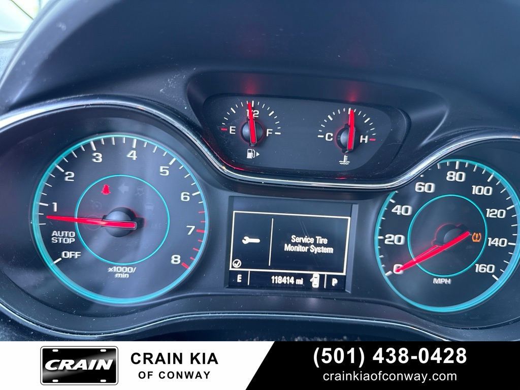 Used 2018 Chevrolet Cruze LS FWD image 1