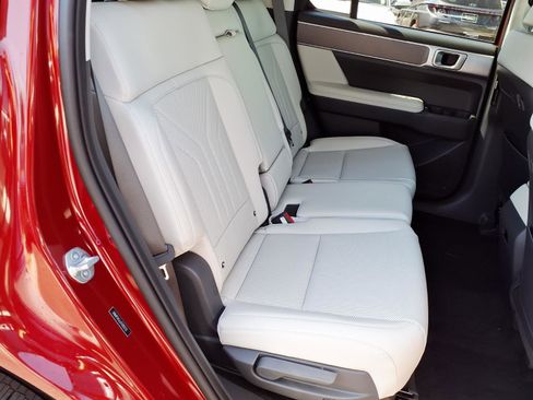 New 2026 Hyundai Santa Fe SEL FWD image 9