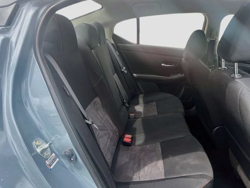 Used 2025 Nissan Sentra SR w/ Midnight Edition FWD image 26