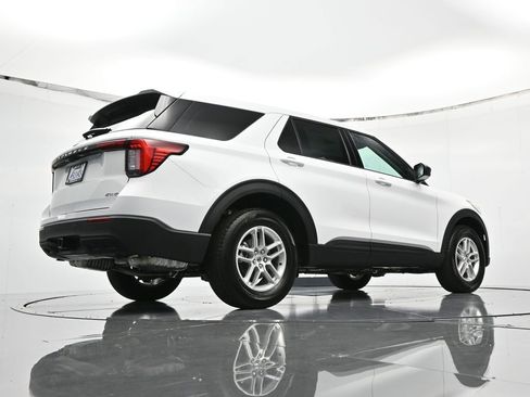 New 2026 Ford Explorer Active image 42