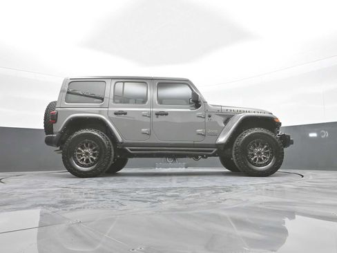 Used 2021 Jeep Wrangler Unlimited Rubicon w/ Dual Top Group AWD/4WD image 54