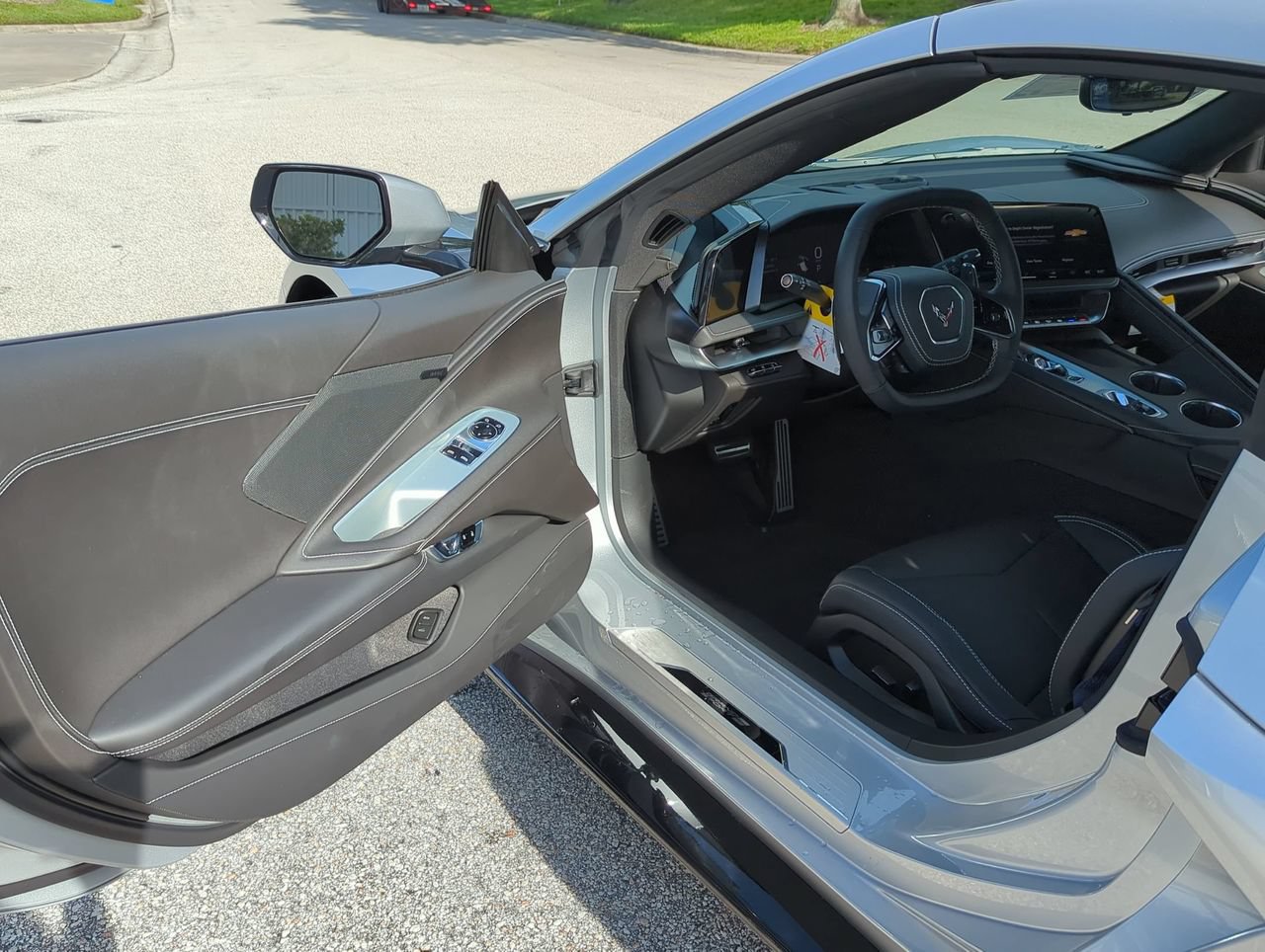 New 2027 Chevrolet Corvette Grand Sport w/ Z52 Sport Performance Package RWD image 7