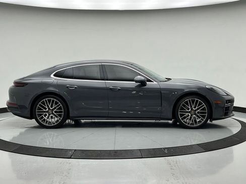 Used 2025 Porsche Panamera 4 image 9