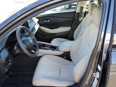 Used 2024 Honda Accord EX image 16