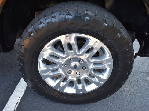 Used 2014 Ford F150 Platinum AWD/4WD image 30