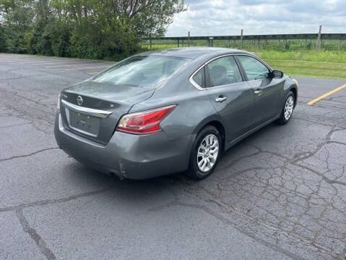 Used 2015 Nissan Altima 2.5 S w/ Special Edition Package FWD image 7