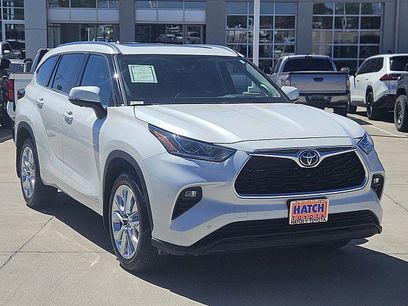 Used 2025 Toyota Highlander Limited