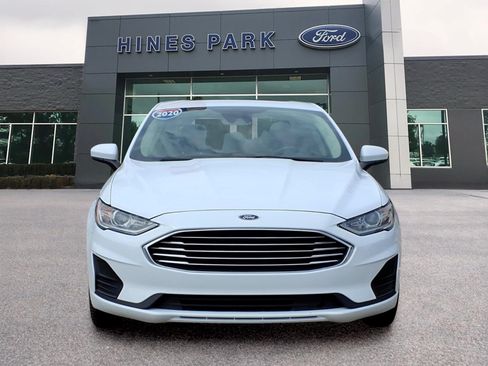 Used 2020 Ford Fusion SE FWD image 2