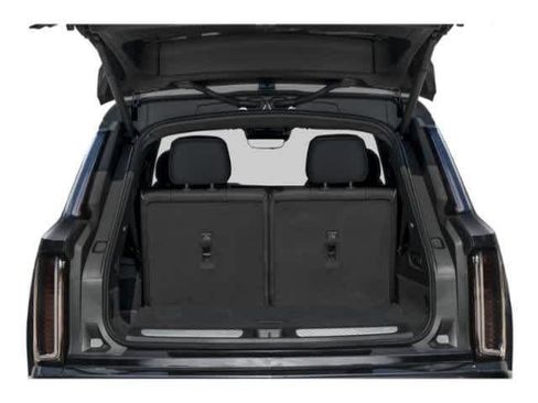 Used 2026 Cadillac Vistiq Platinum AWD/4WD image 13