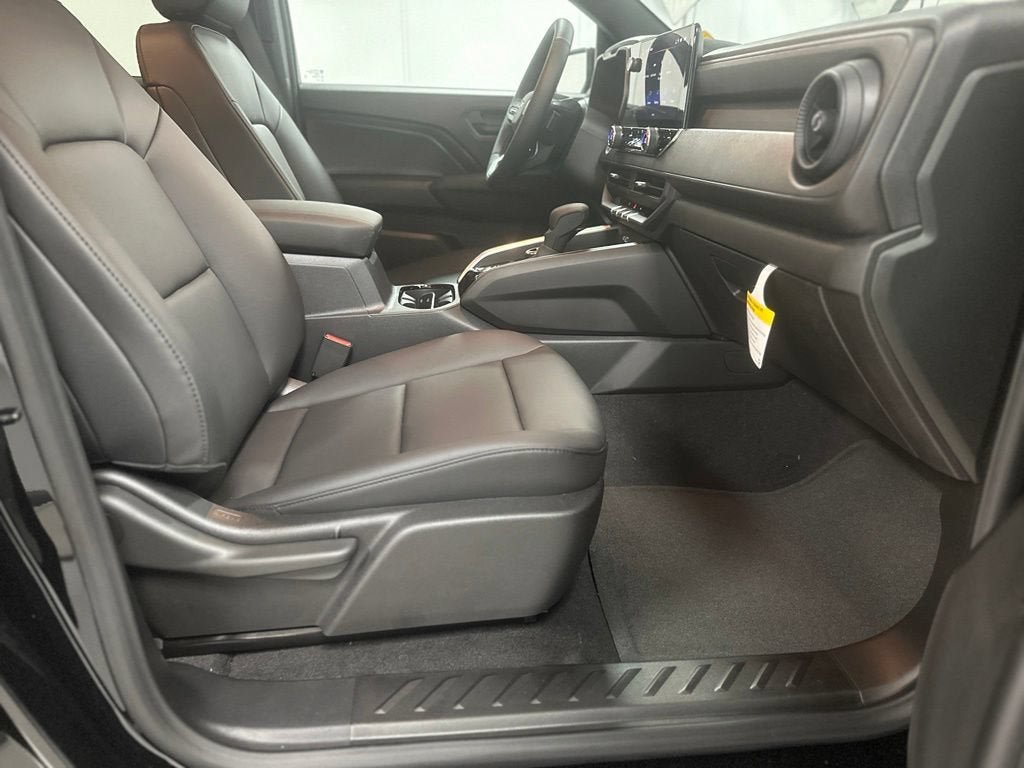 New 2026 Chevrolet Colorado Trail Boss AWD/4WD image 25