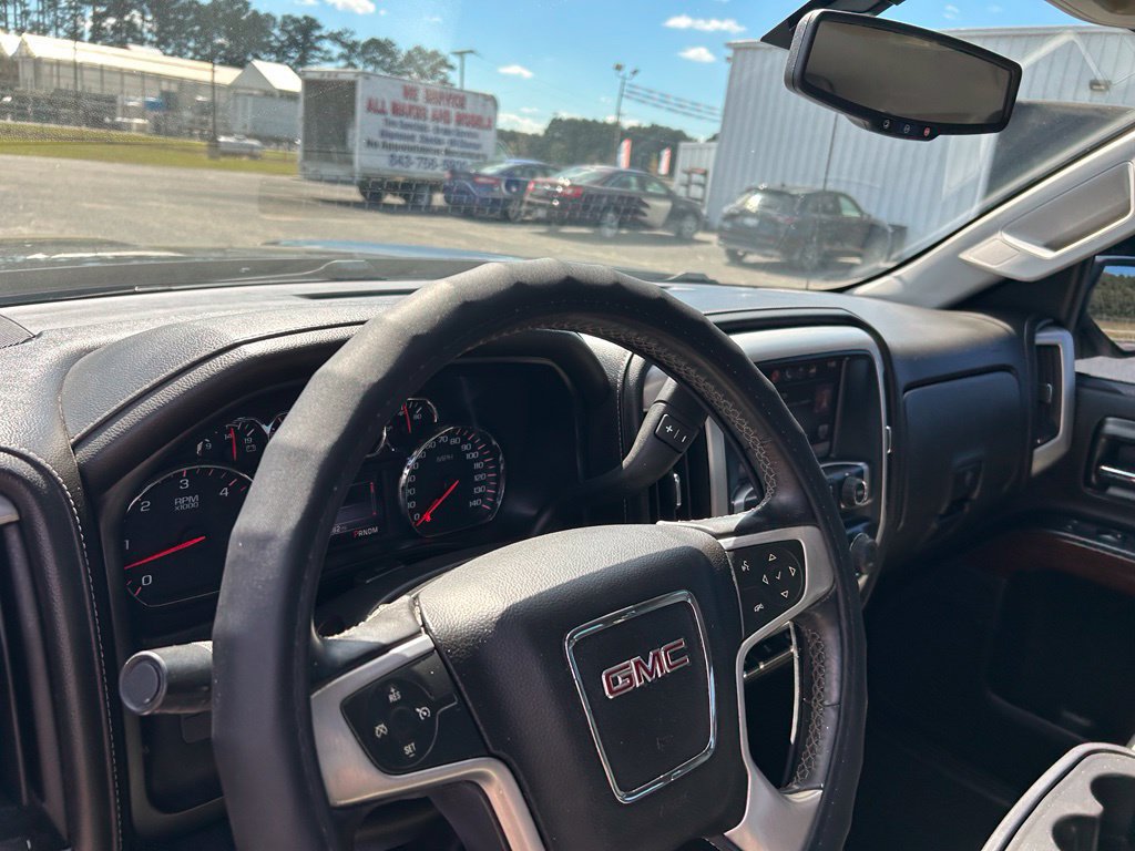 Used 2014 GMC Sierra 1500 SLE w/ SLE Value Package AWD/4WD image 9