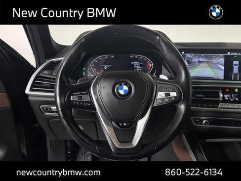Used 2021 BMW X5 xDrive40i w/ Premium Package image 16