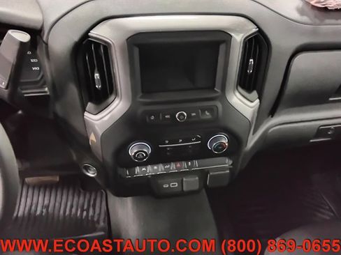 Used 2022 Chevrolet Silverado 1500 Custom AWD/4WD image 12