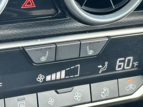 Used 2025 Nissan Sentra SR image 19