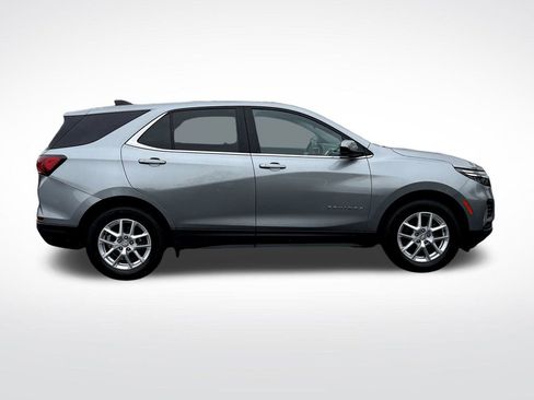 Used 2023 Chevrolet Equinox LT image 8