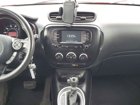 Used 2019 Kia Soul FWD image 20
