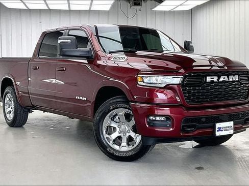 Used 2025 RAM 1500 Big Horn AWD/4WD image 1