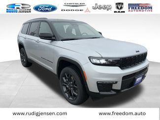 New 2025 Jeep Grand Cherokee L Limited w/ Trailer Tow Package video 3