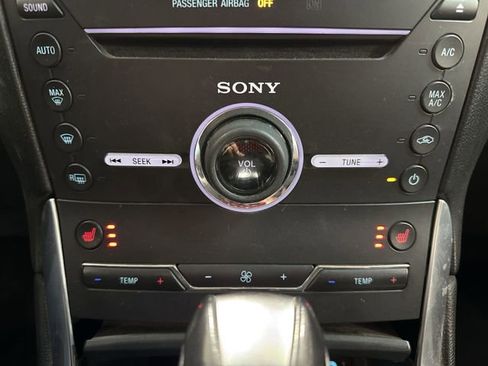 Used 2016 Ford Edge Titanium w/ Technology Package image 8