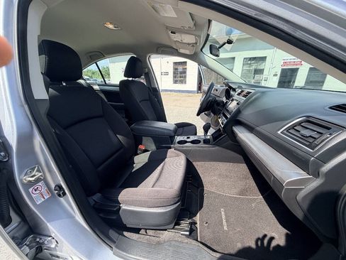 Used 2015 Subaru Legacy 2.5i AWD/4WD image 41