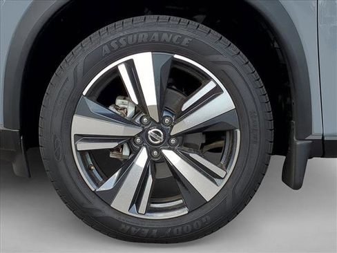 Used 2021 Nissan Rogue SL w/ Premium Package image 26