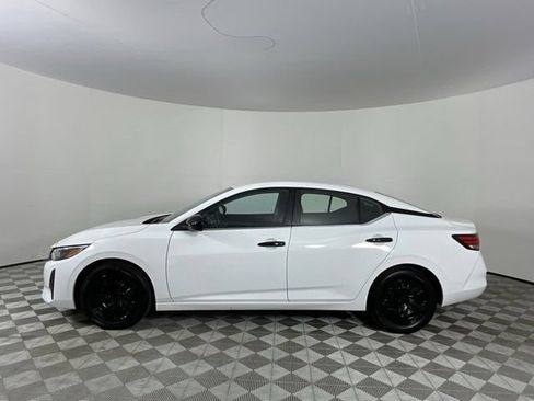 Used 2025 Nissan Sentra S FWD image 8