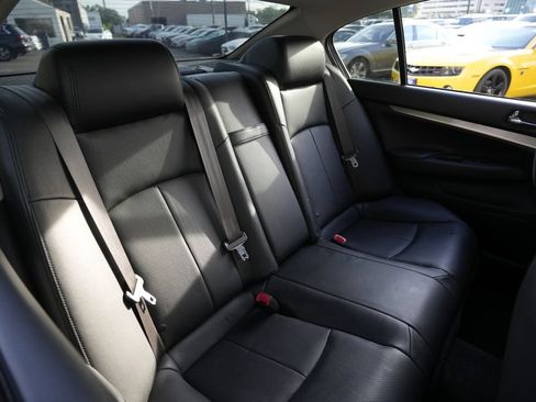 Used 2015 INFINITI Q40 AWD w/ Navigation Package image 26