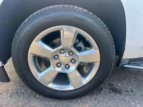 Used 2018 Chevrolet Tahoe Premier RWD image 12