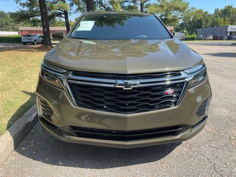 Used 2023 Chevrolet Equinox RS w/ RS Leather Package FWD image 8