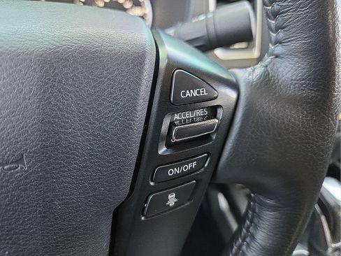 Used 2024 Nissan Frontier SV w/ SV Convenience Package AWD/4WD image 18
