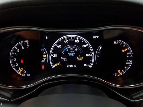 Used 2019 Jeep Grand Cherokee Overland RWD image 30