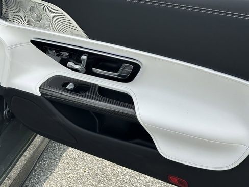 New 2026 Mercedes-Benz SL 63 AMG 4MATIC image 19